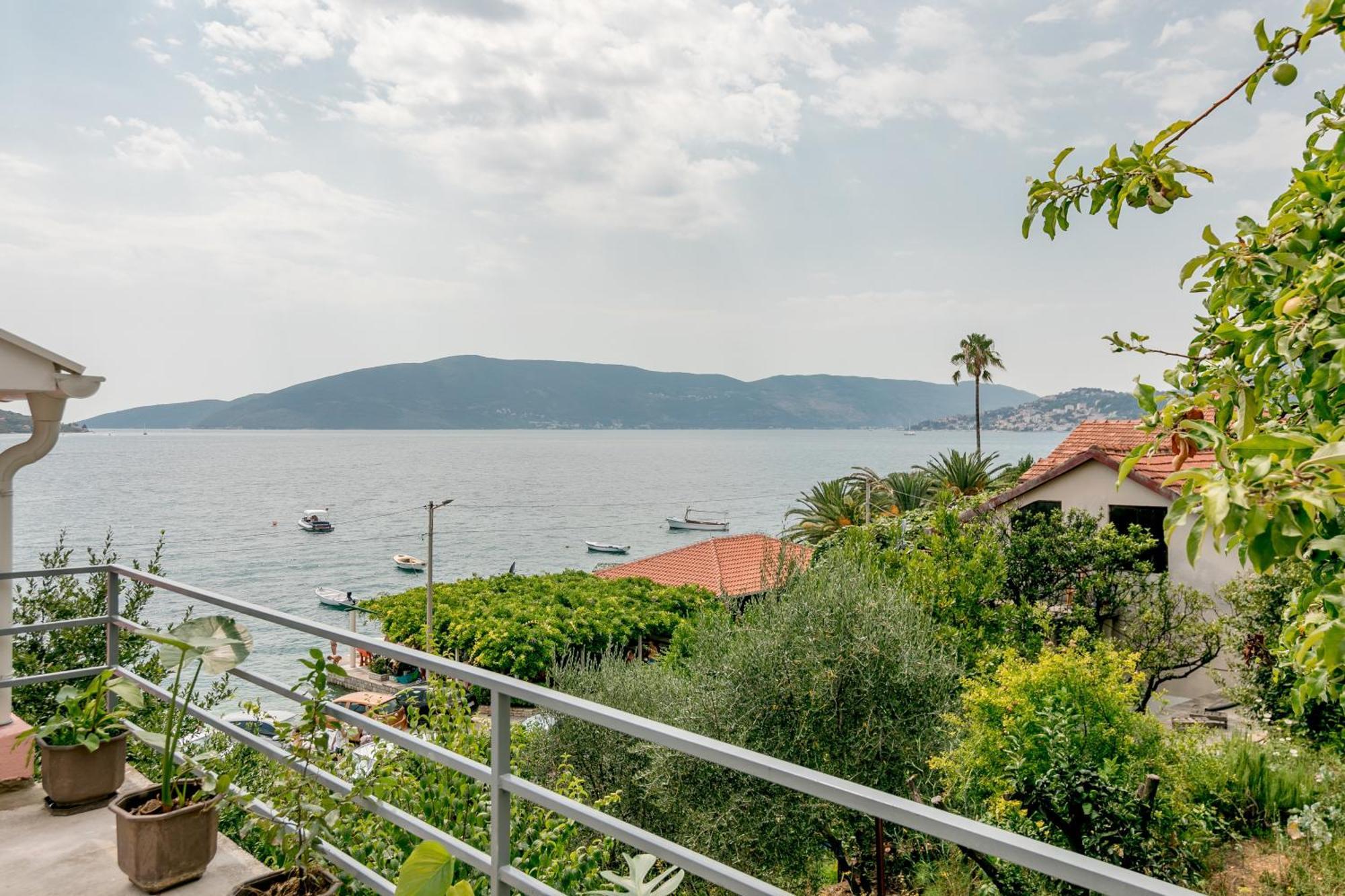 Apartments Milanovic Herceg Novi Cameră foto